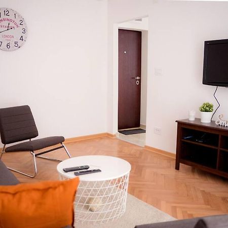 Downtown, Spacious, 2 Bedroom Apartment Beograd Eksteriør bilde