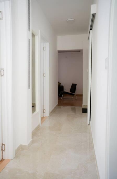 Downtown, Spacious, 2 Bedroom Apartment Beograd Eksteriør bilde
